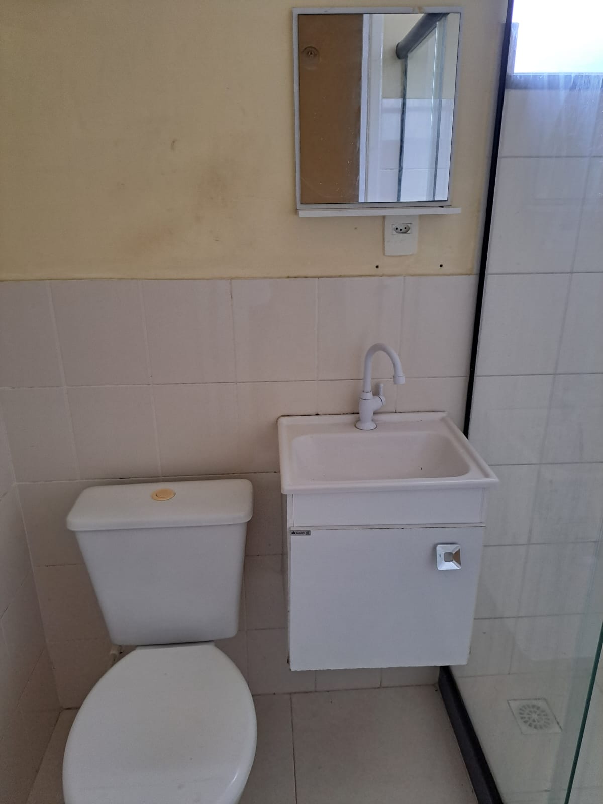 Imagem Casa de Condomínio com 2 Quartos à Venda, 60 m²em Guaratiba - Rio de Janeiro Imagem Casa de Condomínio com 2 Quartos à Venda, 60 m²em Guaratiba - Rio de Janeiro