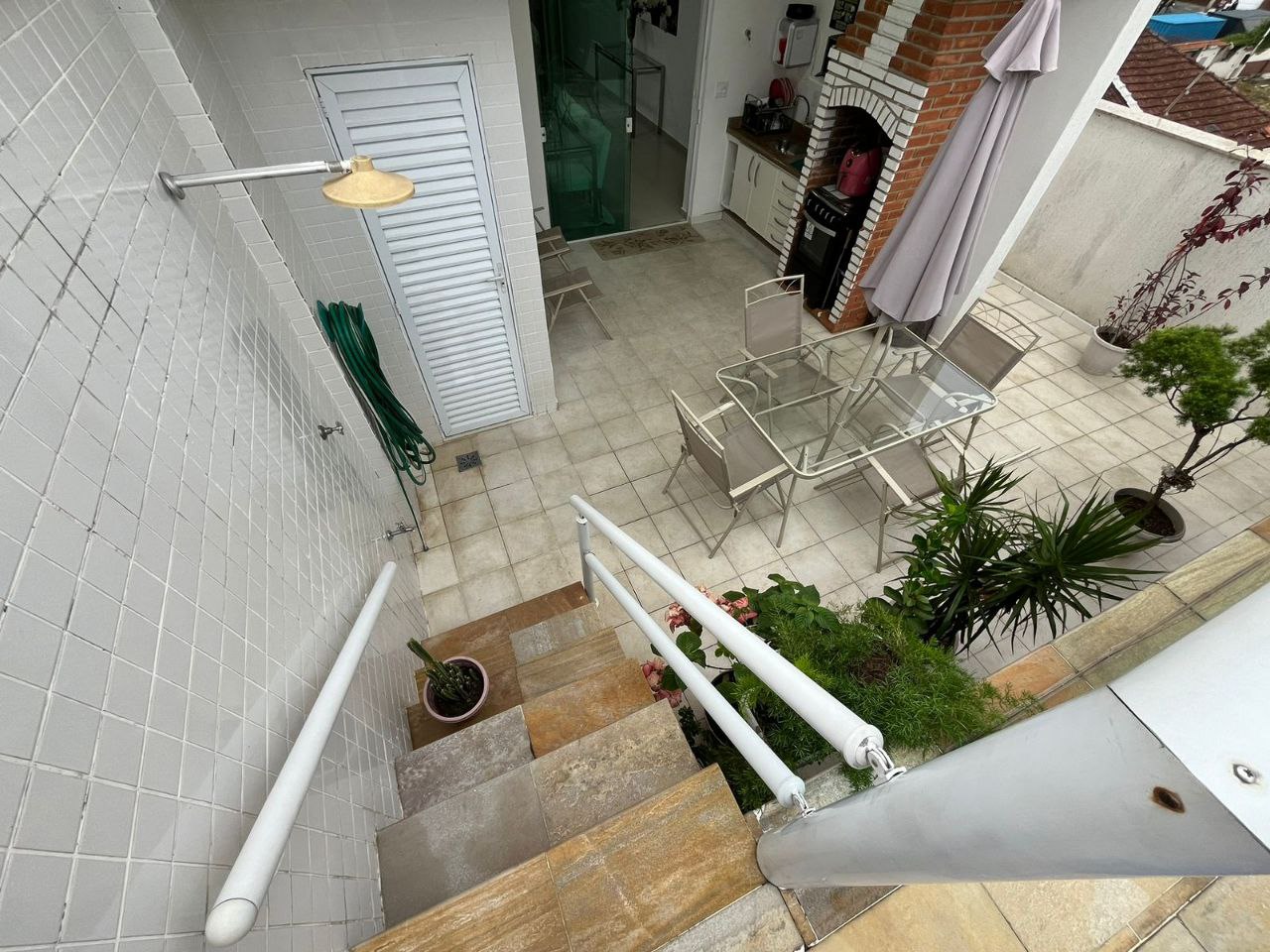 Imagem Casa com 4 Quartos à Venda, 239 m²em Embaré - Santos Imagem Casa com 4 Quartos à Venda, 239 m²em Embaré - Santos