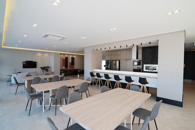 Imagem Apartamento com 3 Quartos à Venda, 155 m²em Michel - Criciúma
