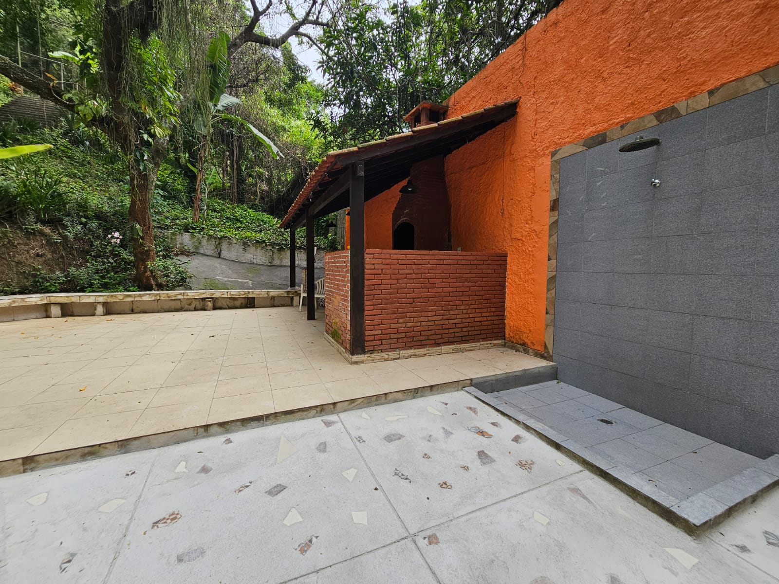 Imagem Apartamento com 2 Quartos à Venda, 75 m² em Santa Rosa - Niterói