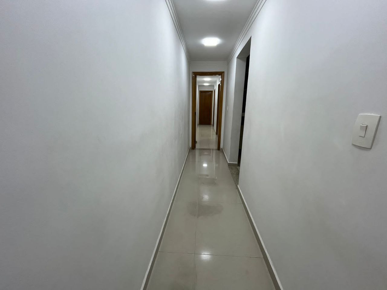 Imagem Casa com 4 Quartos à Venda, 239 m²em Embaré - Santos Imagem Casa com 4 Quartos à Venda, 239 m²em Embaré - Santos