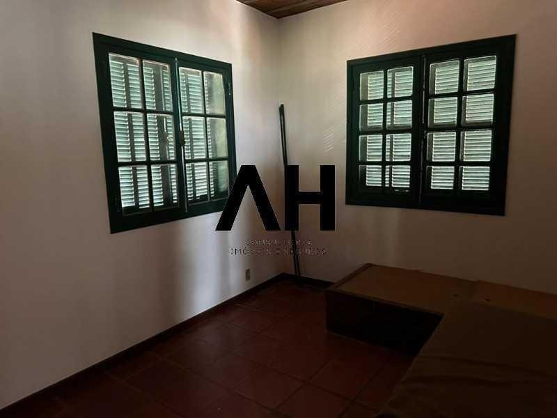 Imagem Casa com 5 Quartos à Venda, 150 m²em Praia de Itaipuaçu (Itaipuaçu) - Maricá Imagem Casa com 5 Quartos à Venda, 150 m²em Praia de Itaipuaçu (Itaipuaçu) - Maricá