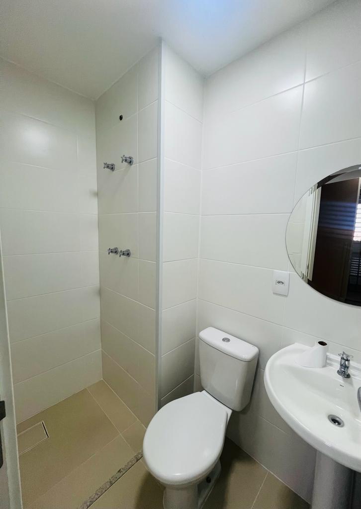 Imagem Apartamento com 3 Quartos à Venda, 181 m²em Cambuí - Campinas