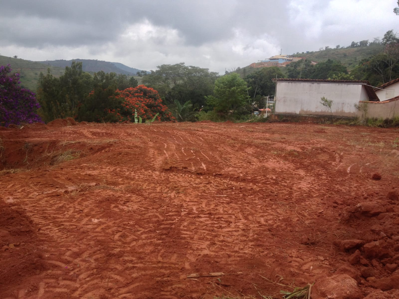 Terreno à Venda, 3.200 m² em Vale do Amanhecer - Juiz de Fora