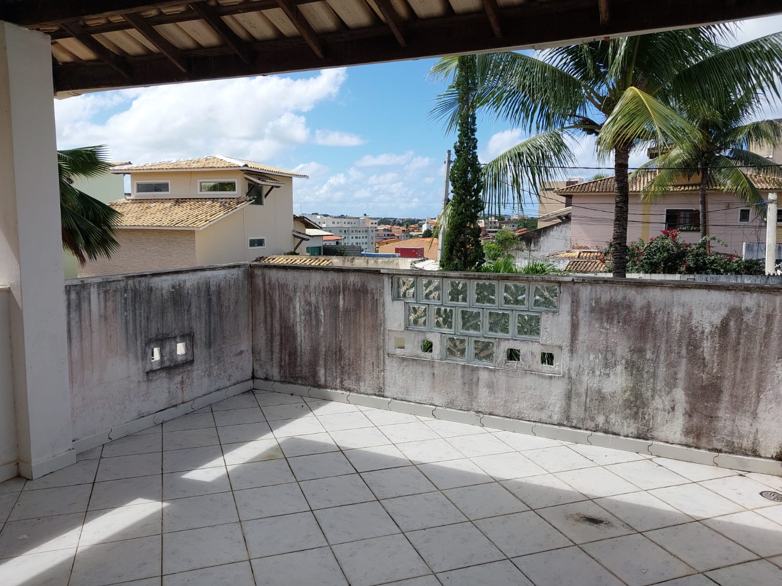 Imagem Casa de Condomínio com 4 Quartos à Venda, 250 m²em Jardim Placaford - Salvador Imagem Casa de Condomínio com 4 Quartos à Venda, 250 m²em Jardim Placaford - Salvador