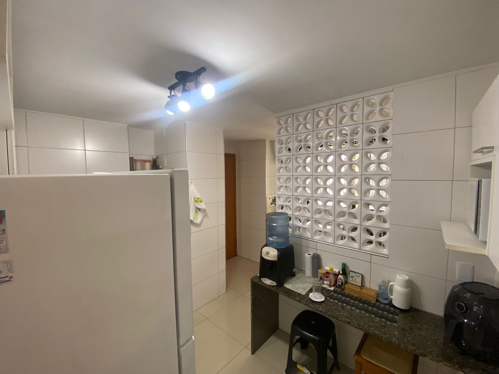 Imagem Apartamento com 4 Quartos à Venda, 105 m²em Encruzilhada - Recife