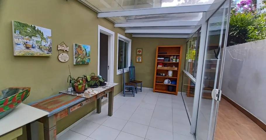 Imagem Casa com 3 Quartos à Venda, 263 m² em Jurerê Internacional - Florianópolis