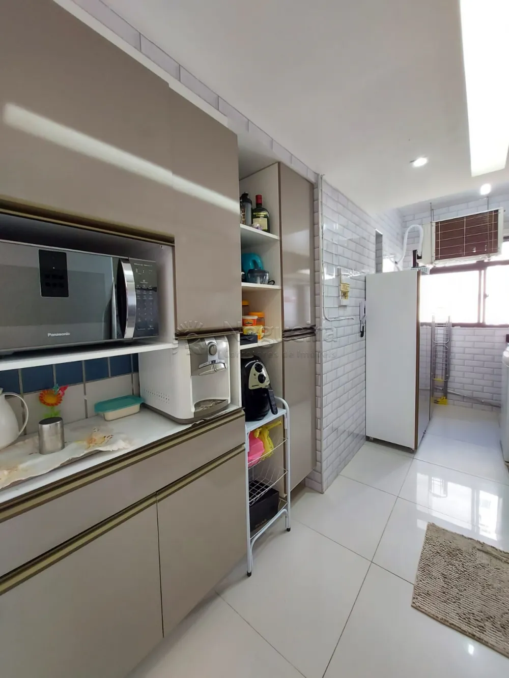 Imagem Apartamento com 3 Quartos à Venda, 72 m²em Boa Viagem - Recife