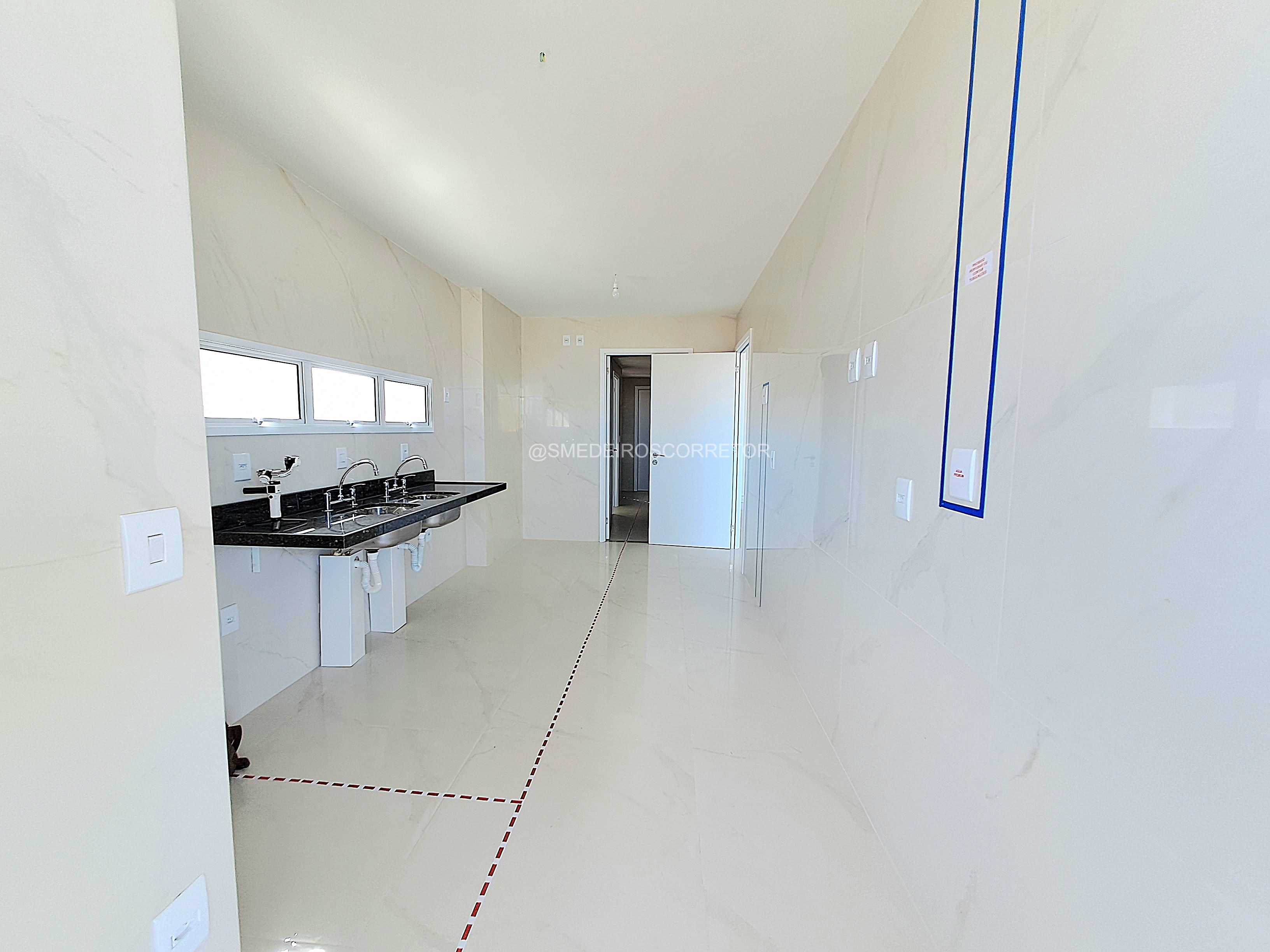 Imagem Apartamento com 4 Quartos à Venda, 209 m²em Meireles - Fortaleza