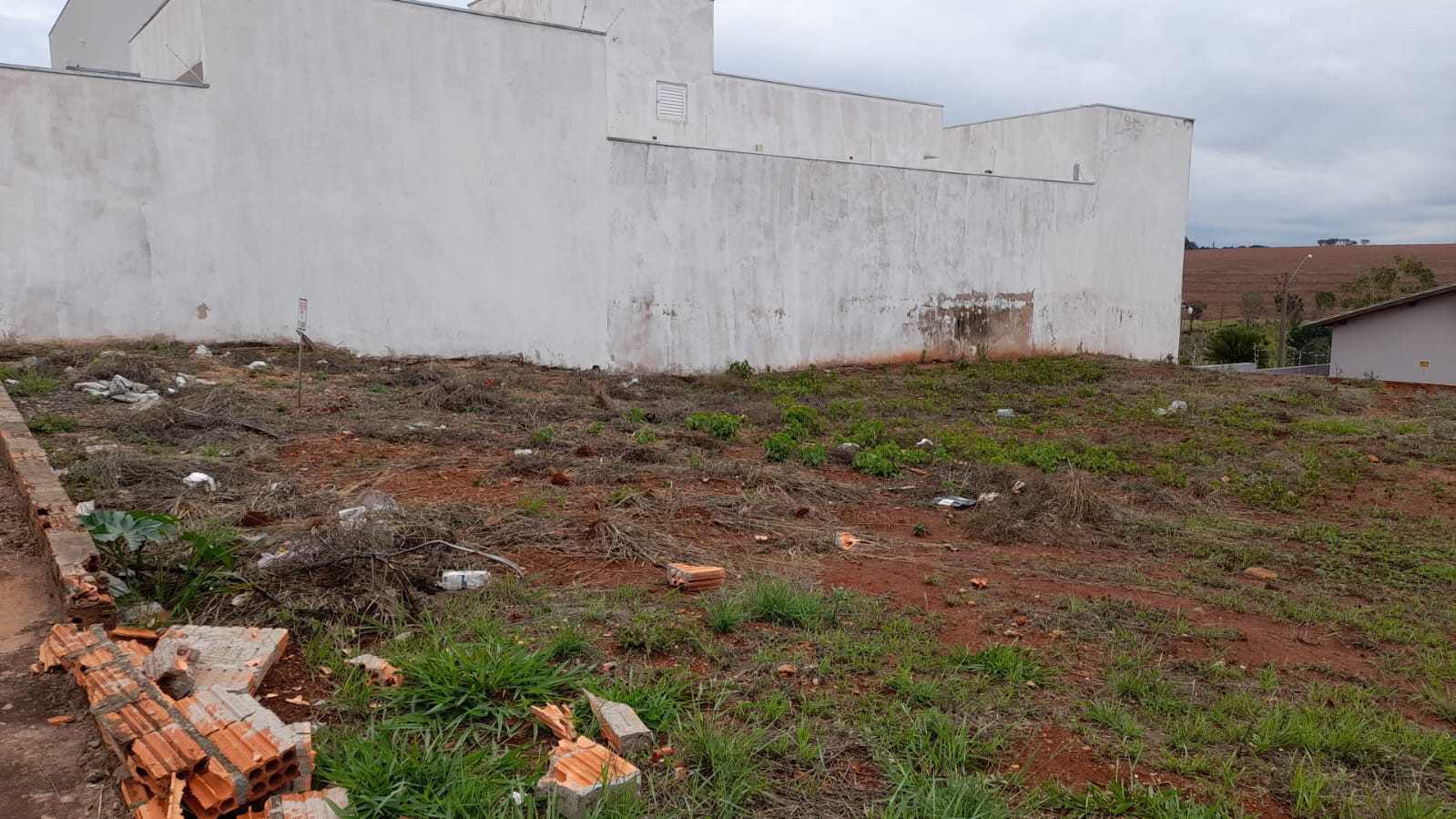 Terreno à Venda, 286 m² em Centro - São Manuel