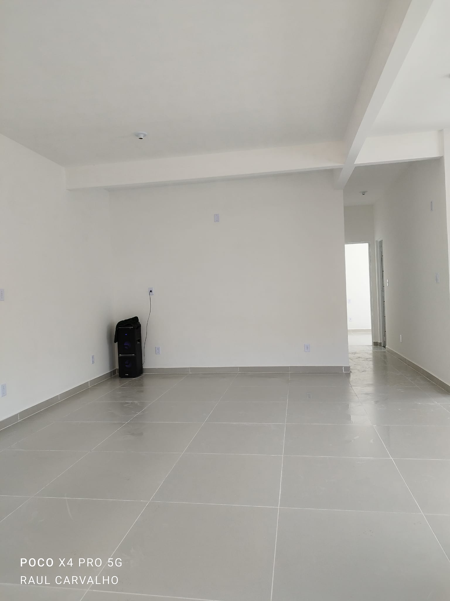 Imagem Casa com 2 Quartos à Venda, 100 m²em Santa Cruz - Rio de Janeiro Imagem Casa com 2 Quartos à Venda, 100 m²em Santa Cruz - Rio de Janeiro