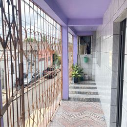 Imagem Casa com 2 Quartos à Venda, 176 m²em Alvorada - Manaus Imagem Casa com 2 Quartos à Venda, 176 m²em Alvorada - Manaus