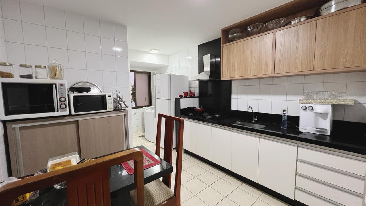 Imagem Apartamento com 4 Quartos à Venda, 100 m²em Jardim América - Goiânia