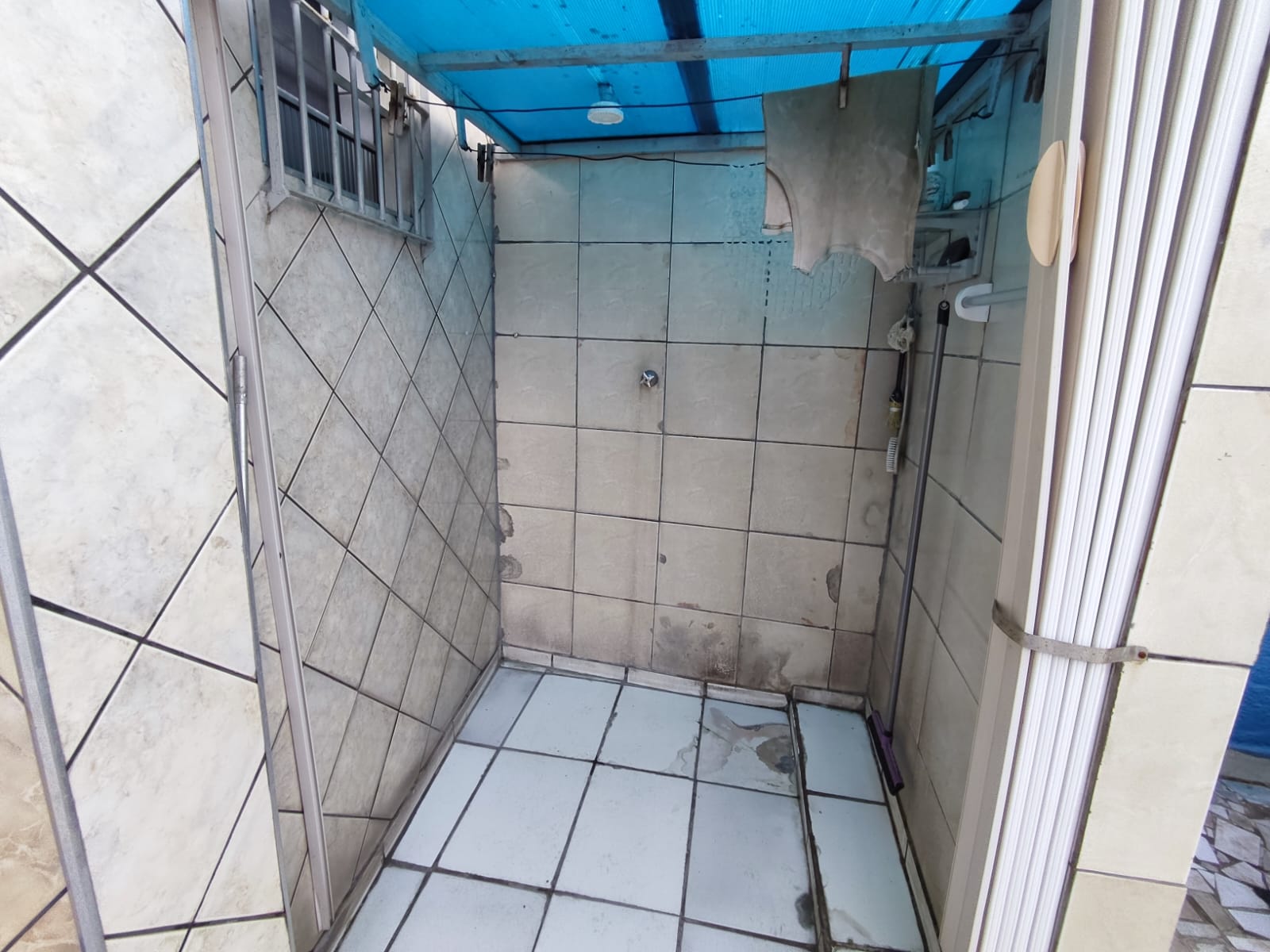 Imagem Casa com 2 Quartos à Venda, 161 m²em Guilhermina - Praia Grande