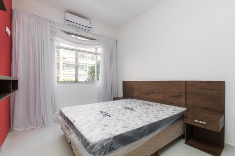 Imagem Apartamento com 1 Quarto à Venda ou Temporada, 45 m²em Copacabana - Rio de Janeiro