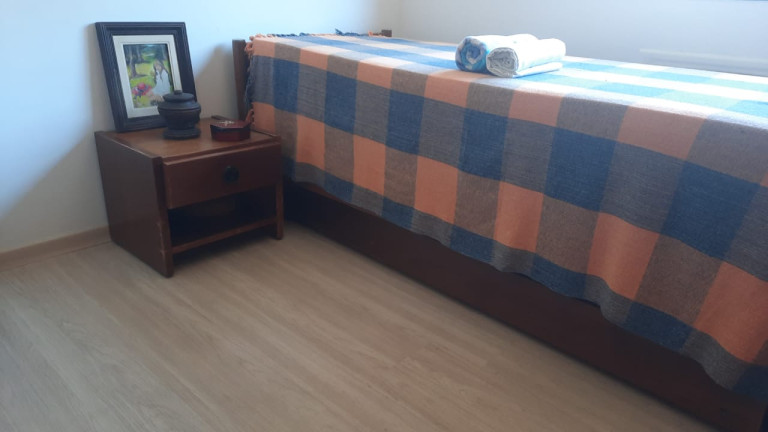 Imagem Apartamento com 3 Quartos para Alugar, 135 m²em Pitangueiras - Guarujá