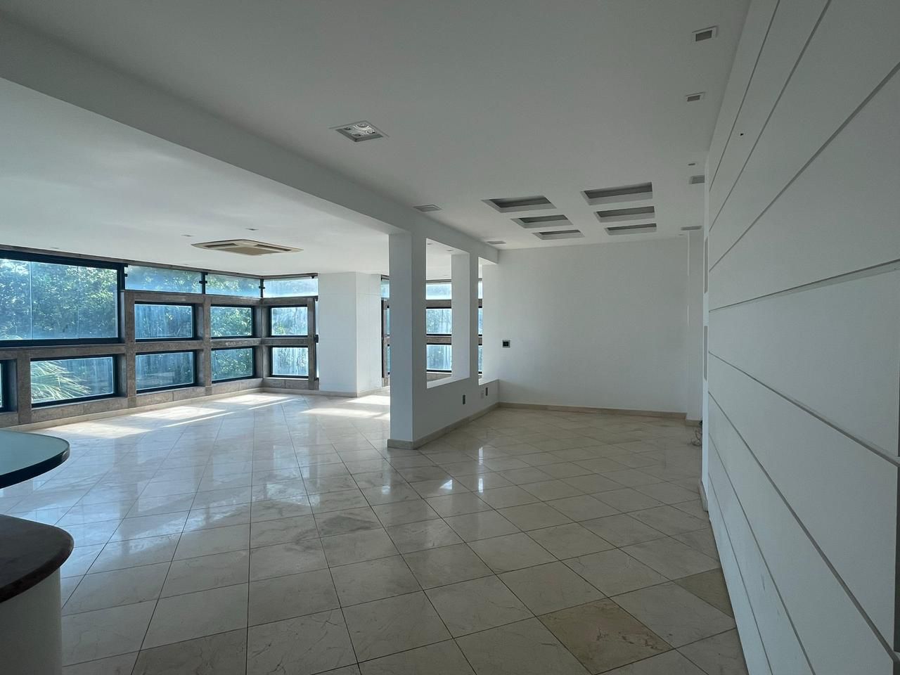 Imagem Apartamento com 3 Quartos à Venda, 220 m²em Barra da Tijuca - Rio de Janeiro Imagem Apartamento com 3 Quartos à Venda, 220 m²em Barra da Tijuca - Rio de Janeiro