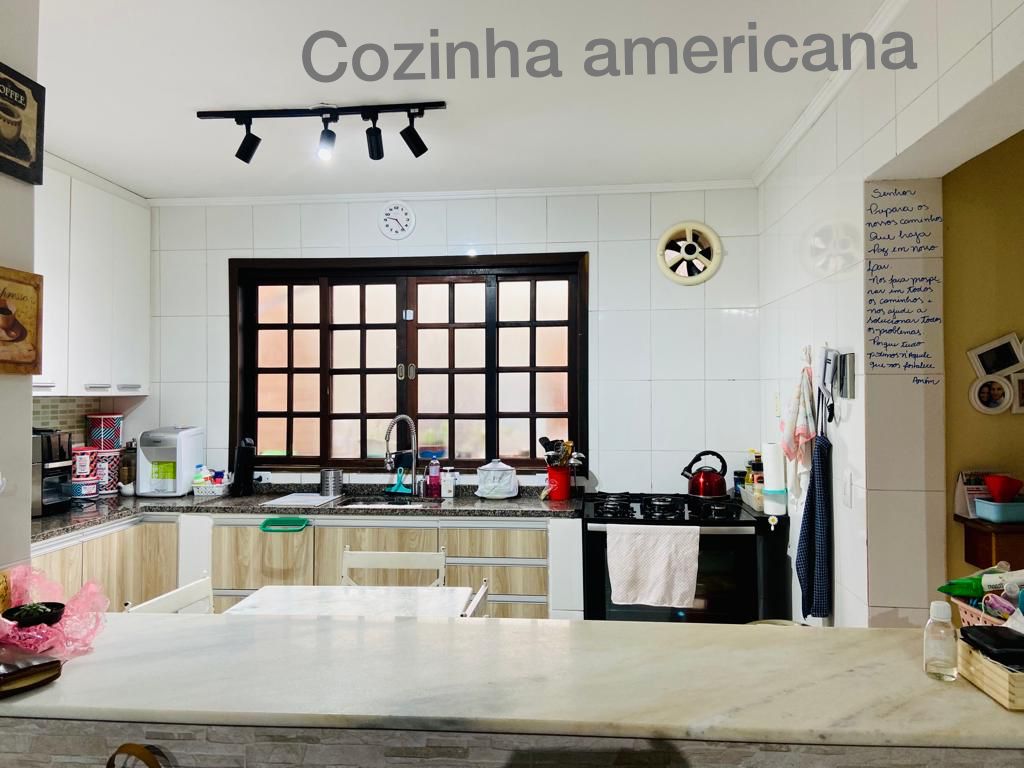 Imagem Sobrado com 3 Quartos à Venda, 250 m²em Jardim Souza - São Paulo