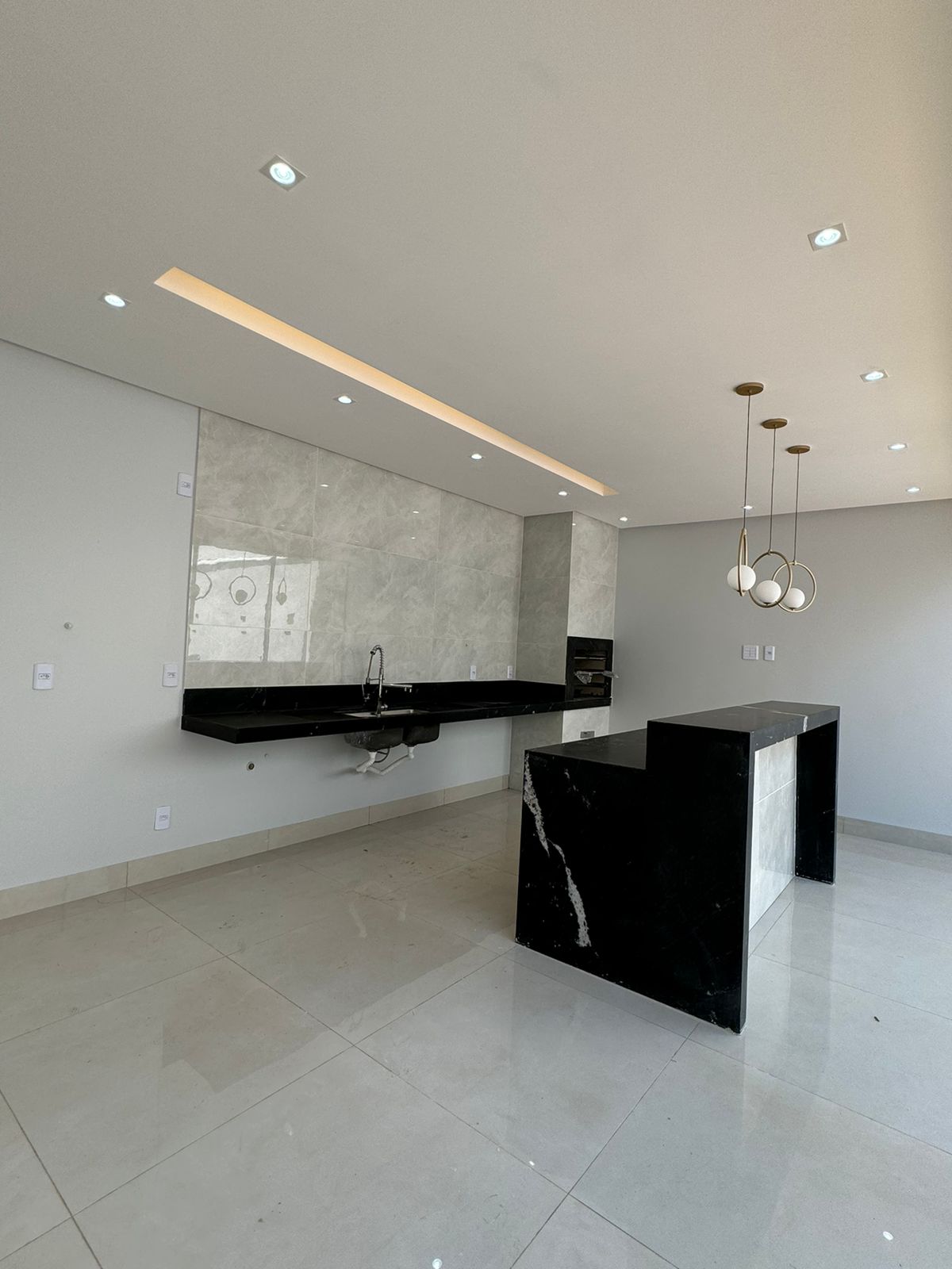 Imagem Casa com 3 Quartos à Venda, 166 m²em Parque das Paineiras (1,2,3 e 4 Etapa) - Goiânia