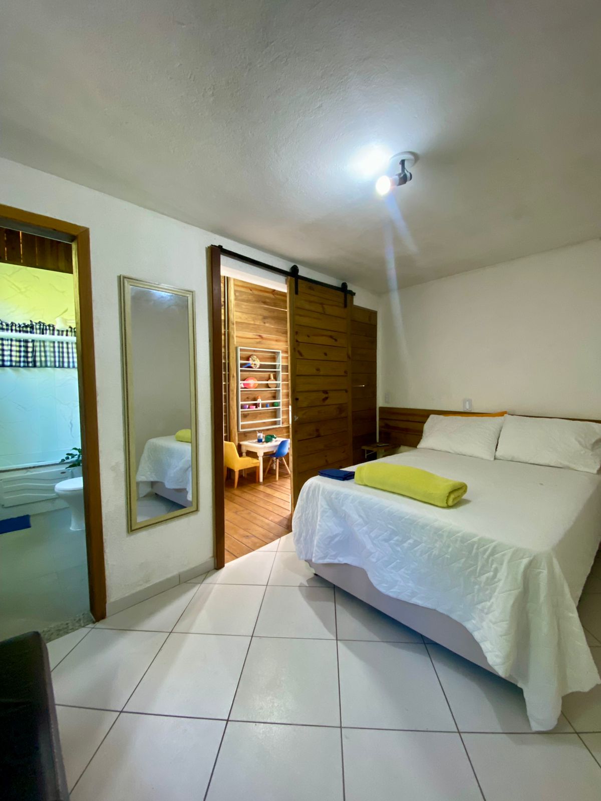 Imagem Casa de Condomínio com 4 Quartos à Venda, 160 m²em Massaguaçu - Caraguatatuba