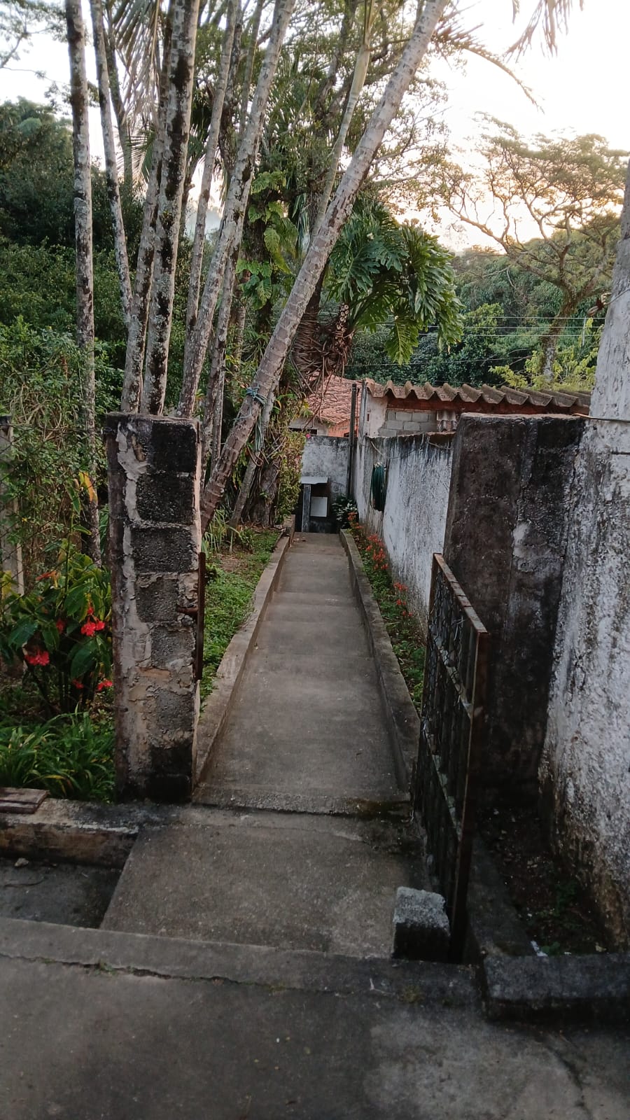 Imagem Terreno à Venda, 250 m²em Jardim Novo Embu - Embu das Artes