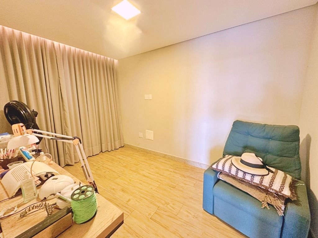 Imagem Casa de Condomínio com 4 Quartos à Venda, 287 m² em Residencial Park I - Vespasiano