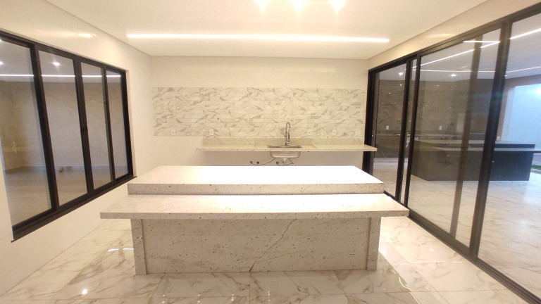 Imagem Casa de Condomínio com 4 Quartos à Venda,  em Setor Habitacional Vicente Pires - Brasília