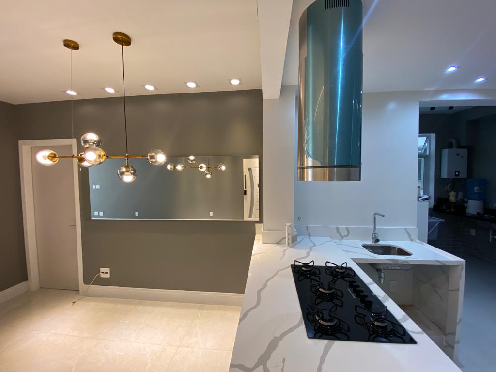 Imagem Casa com 3 Quartos à Venda, 112 m²em Copacabana - Rio de Janeiro Imagem Casa com 3 Quartos à Venda, 112 m²em Copacabana - Rio de Janeiro