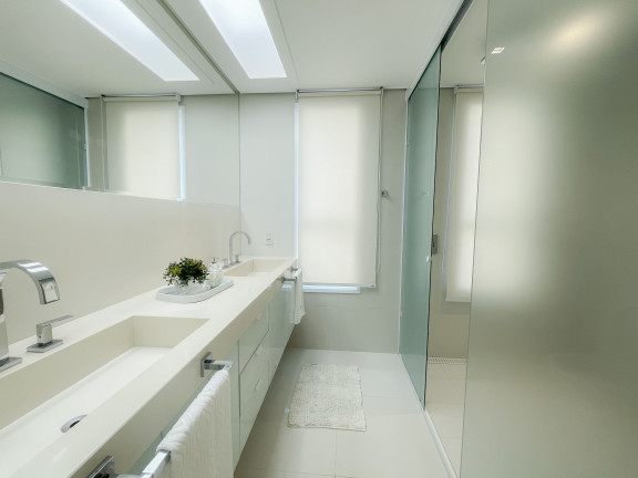 Imagem Cobertura com 3 Quartos à Venda, 273 m² em Centro - Balneário Camboriú Imagem Cobertura com 3 Quartos à Venda, 273 m² em Centro - Balneário Camboriú