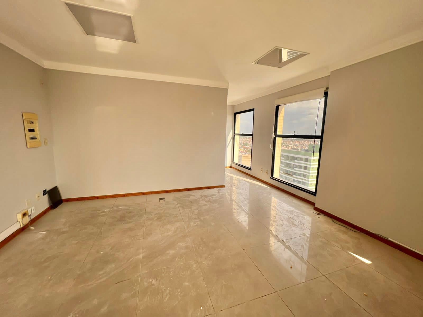 Imagem Sala Comercial para Alugar, 96 m²em Cremação - Belém