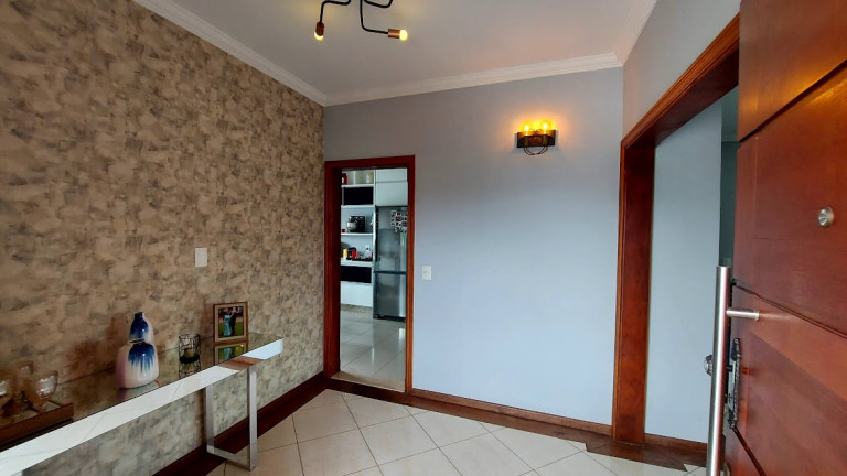 Imagem Sobrado com 3 Quartos à Venda, 460 m²em Parque das Indústrias (Nova Veneza) - Sumaré