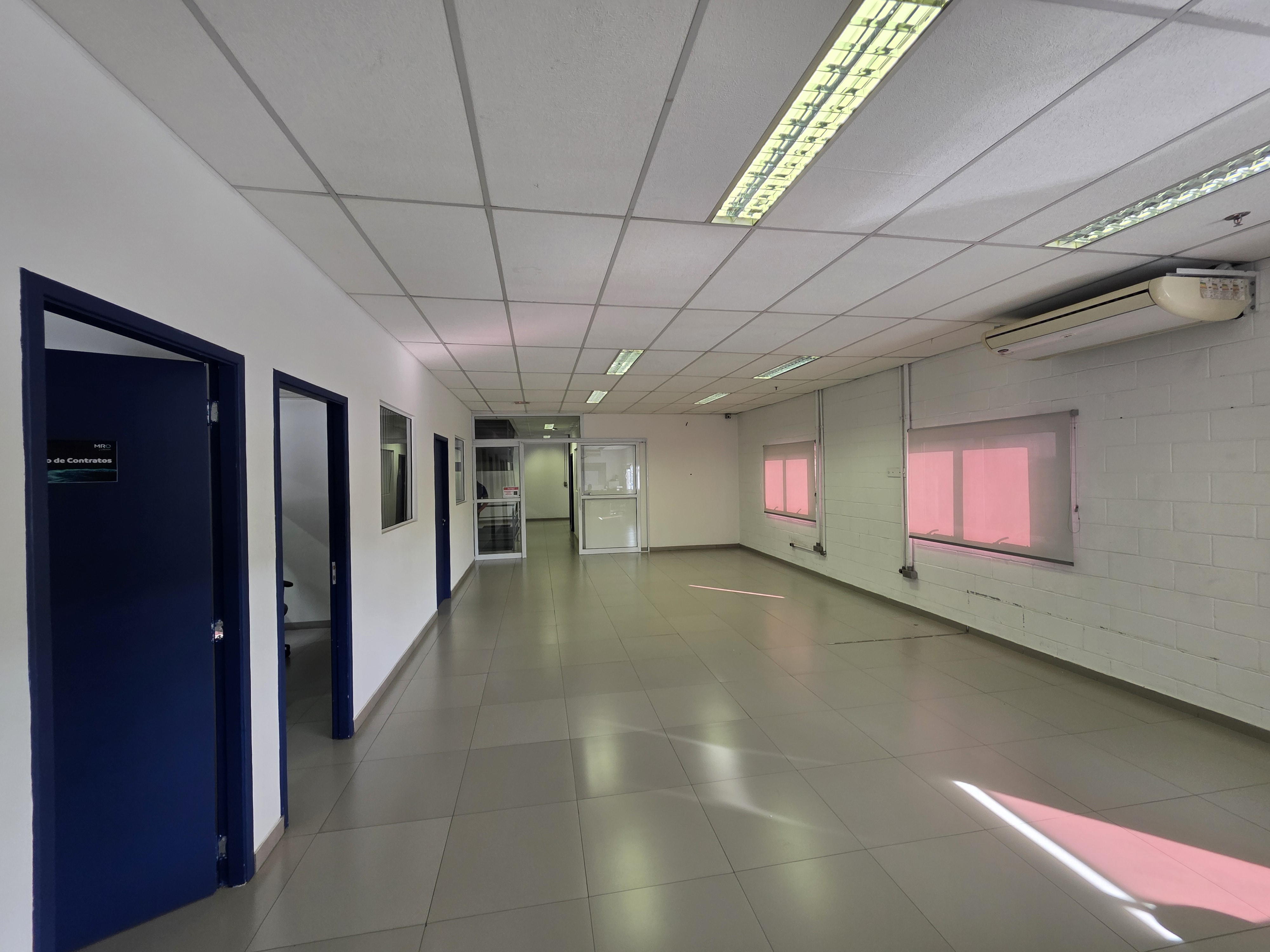 Imagem Galpão para Alugar, 7.600 m² em Jardim Vista Alegre - Embu das Artes