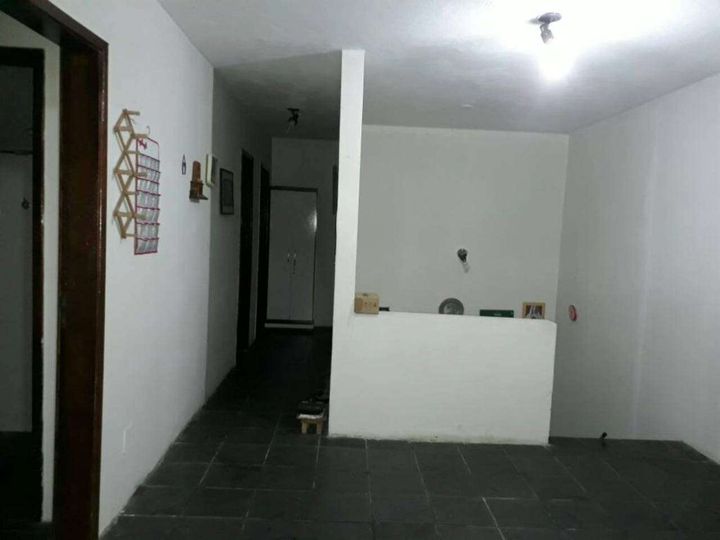 Imagem Casa com 5 Quartos à Venda, 200 m² em Campo Grande - Recife