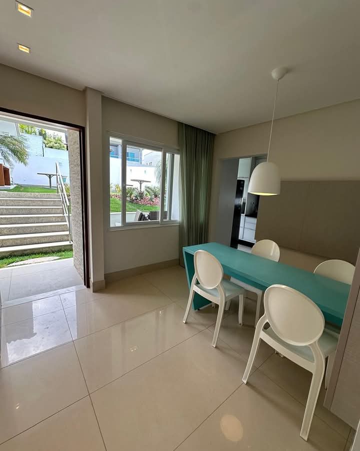 Imagem Casa de Condomínio com 4 Quartos para Alugar, 350 m²em Vila de Abrantes (Abrantes) - Camaçari Imagem Casa de Condomínio com 4 Quartos para Alugar, 350 m²em Vila de Abrantes (Abrantes) - Camaçari