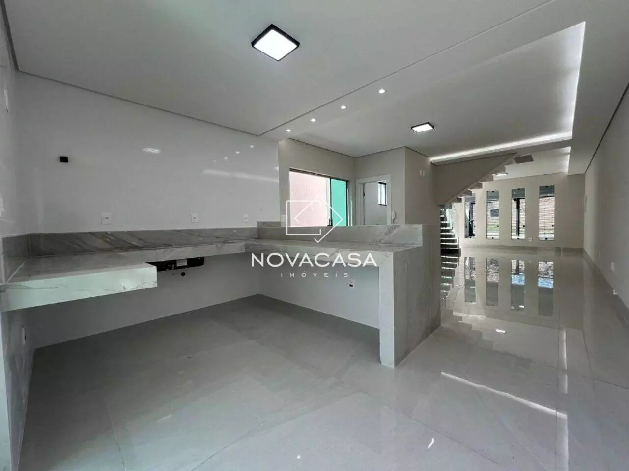 Imagem Casa com 4 Quartos à Venda, 150 m² em Planalto - Belo Horizonte