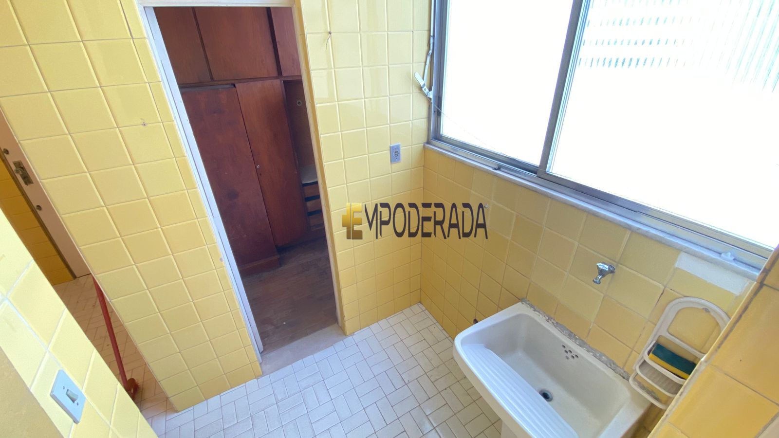 Imagem Apartamento com 2 Quartos à Venda, 70 m² em Copacabana - Rio de Janeiro Imagem Apartamento com 2 Quartos à Venda, 70 m² em Copacabana - Rio de Janeiro