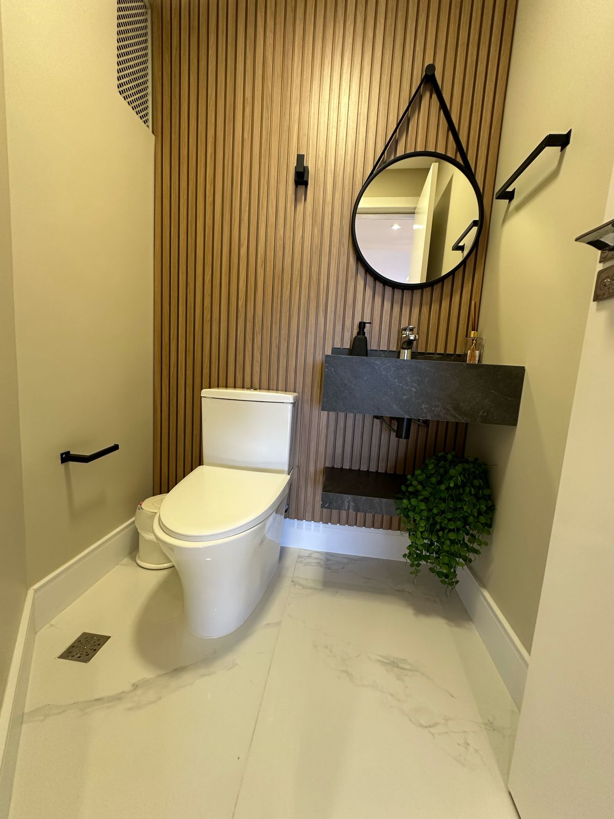 Imagem Apartamento com 3 Quartos à Venda, 200 m²em Meia Praia - Itapema