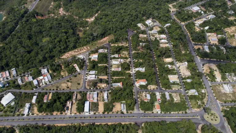 Imagem Terreno à Venda, 200 m²em Tarumã - Manaus