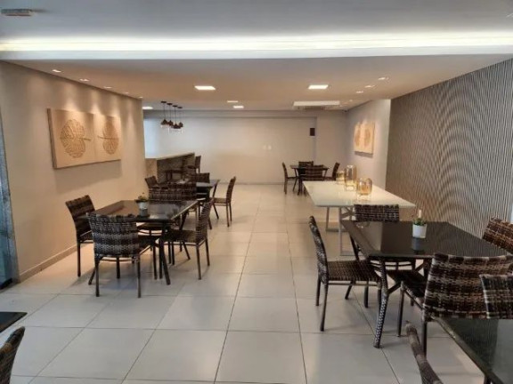 Imagem Apartamento com 2 Quartos à Venda,  em Prado - Recife