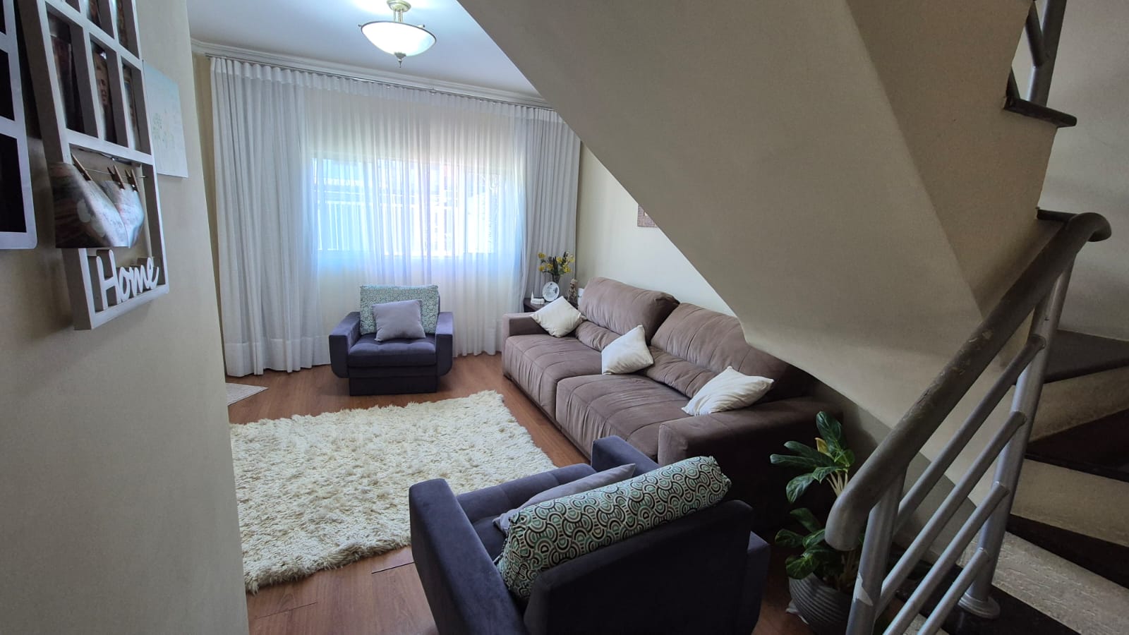 Imagem Sobrado com 3 Quartos à Venda, 177 m² em Cajuru - Curitiba
