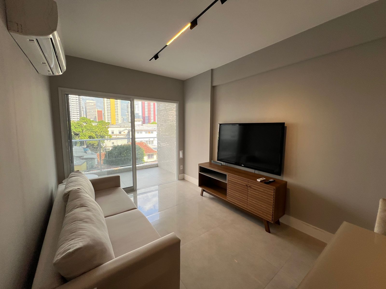 Imagem Apartamento com 1 Quarto para Alugar, 55 m²em Nazaré - Belém