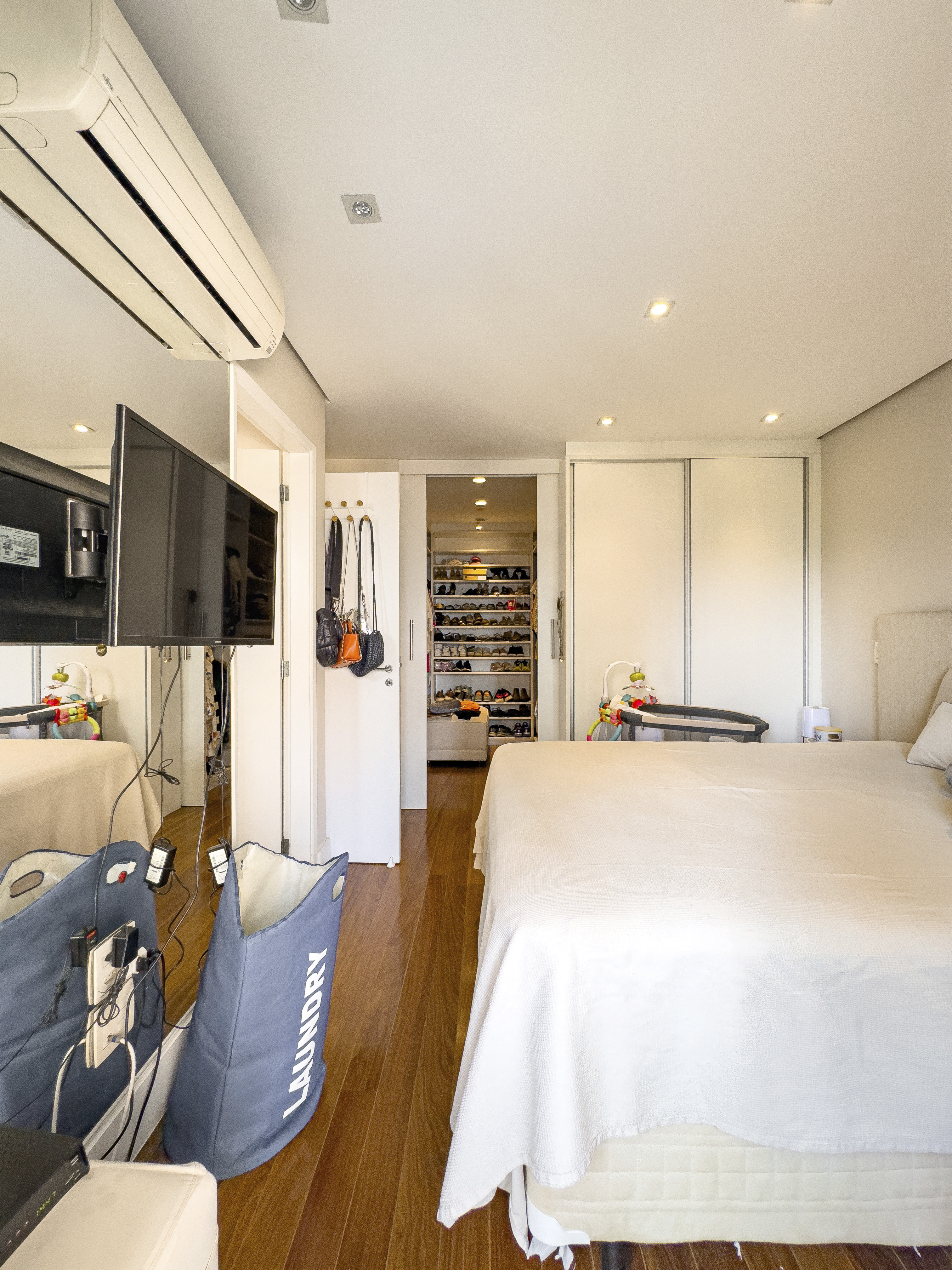 Imagem Apartamento com 3 Quartos à Venda, 160 m²em Cidade Monções - São Paulo