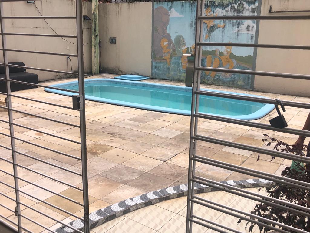 Imagem Casa com 4 Quartos à Venda, 400 m²em Piedade - Jaboatão dos Guararapes