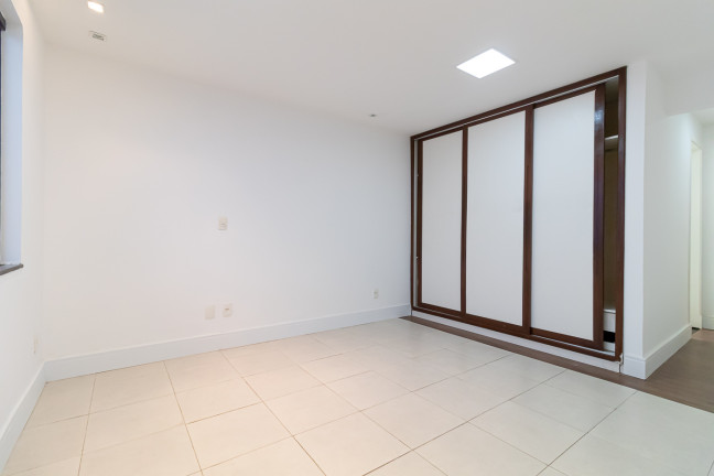 Imagem Casa com 6 Quartos à Venda, 677 m²em Laranjeiras - Rio de Janeiro