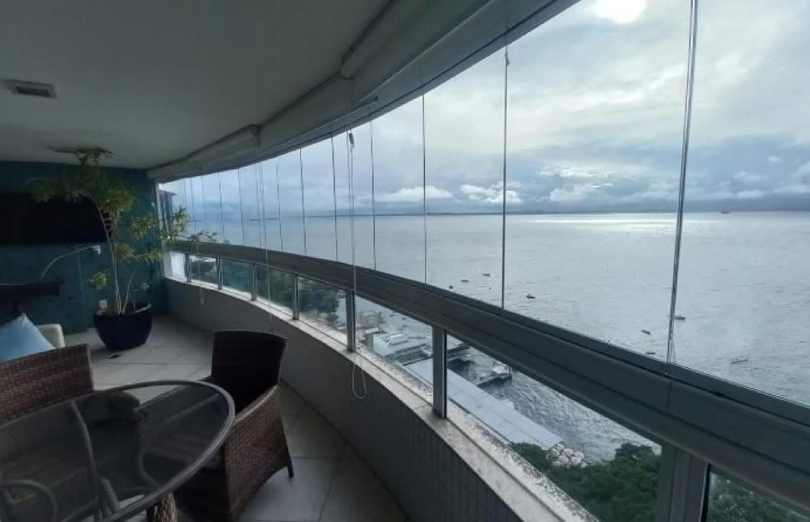 Imagem Apartamento com 1 Quarto para Alugar, 60 m²em Barra - Salvador
