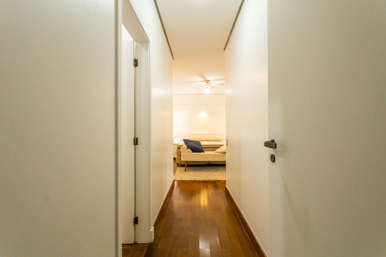 Imagem Casa de Condomínio com 4 Quartos à Venda ou Locação, 750 m² em Tamboré - Santana de Parnaíba