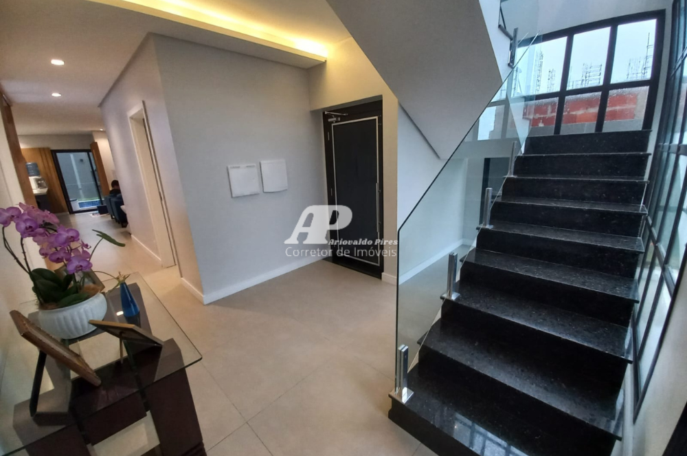 Imagem Casa de Condomínio com 3 Quartos à Venda, 247 m²em Jardim Carvalho - Ponta Grossa Imagem Casa de Condomínio com 3 Quartos à Venda, 247 m²em Jardim Carvalho - Ponta Grossa