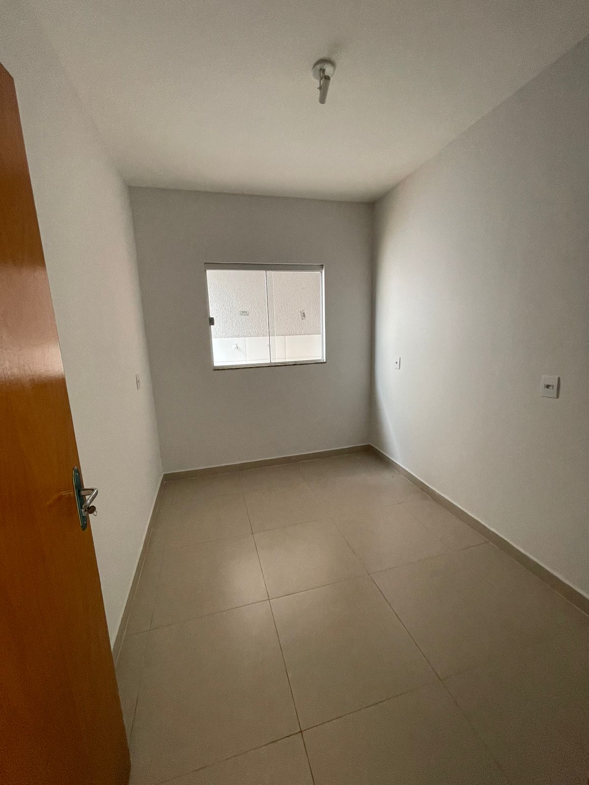 Imagem Casa com 3 Quartos à Venda, 102 m²em Jardim Bom Jesus - Goiânia Imagem Casa com 3 Quartos à Venda, 102 m²em Jardim Bom Jesus - Goiânia