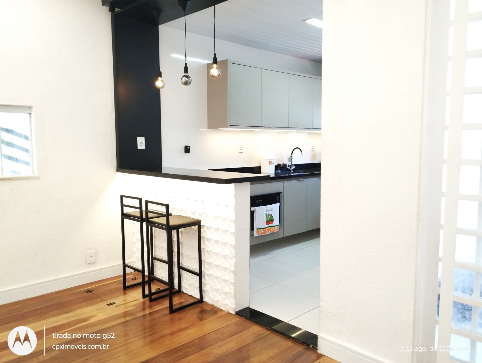 Imagem Casa com 8 Quartos à Venda, 450 m² em Jardim Carioca - Rio de Janeiro Imagem Casa com 8 Quartos à Venda, 450 m² em Jardim Carioca - Rio de Janeiro