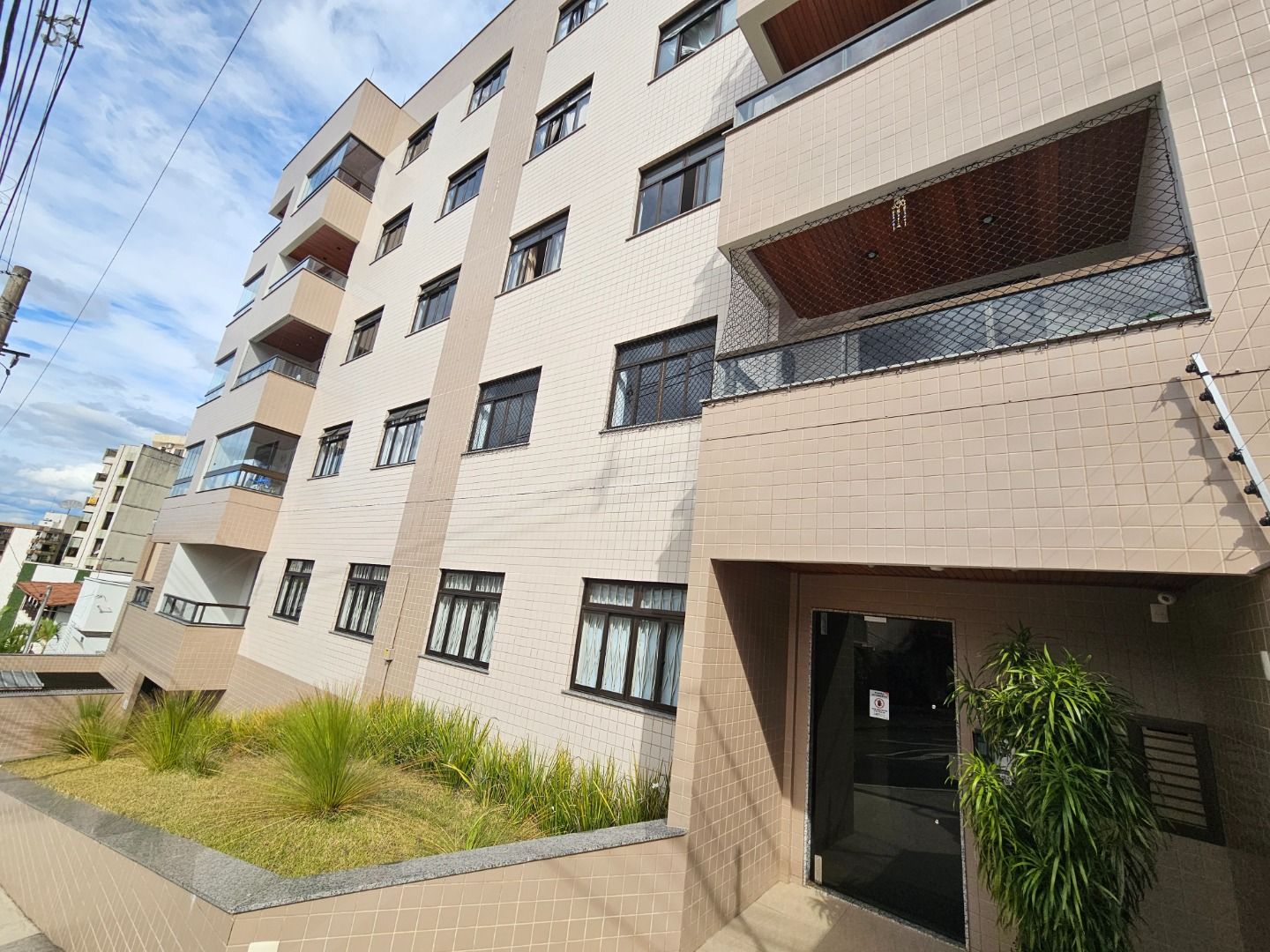 Imagem Apartamento com 2 Quartos à Venda, 82 m² em Santa Helena - Juiz de Fora